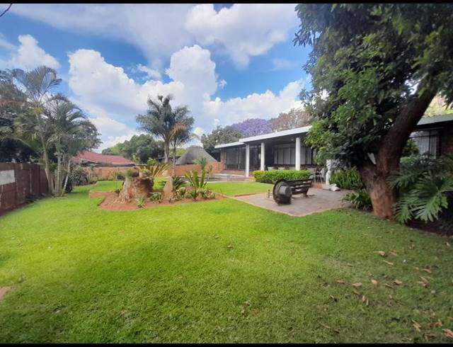 4 BEDROOM HOUSE FOR SALE IN SINOVILLE